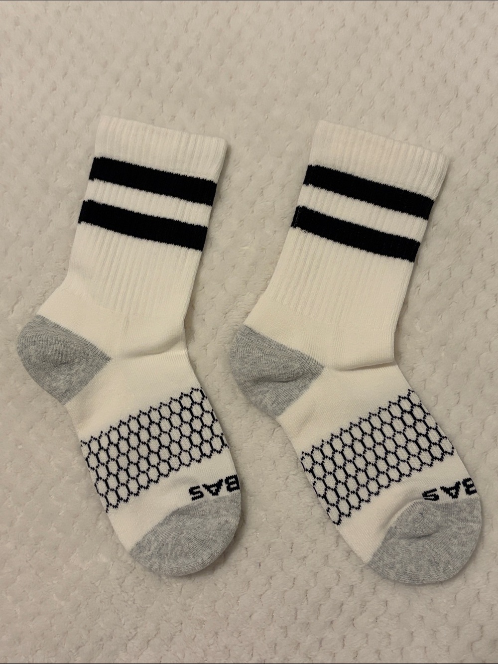NWOT Bombas Vintage Stripes Half Calf Socks - White With Black Stripes-Small